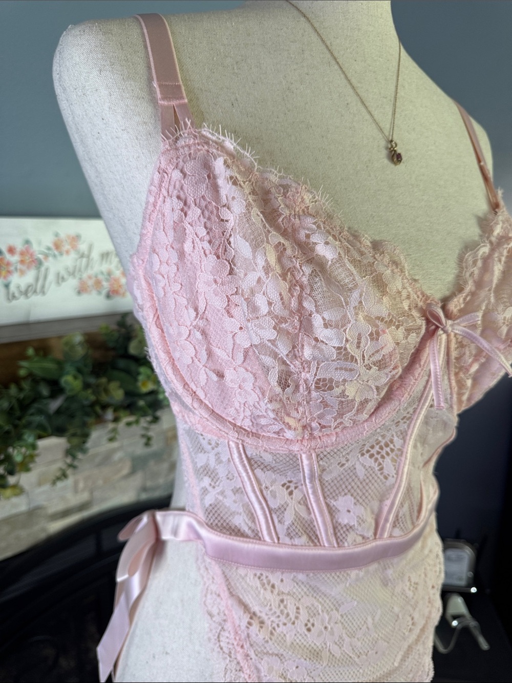 Victoria's Secret Pink Eyelash Lace Corset Teddy Bodysuit NWT XL - Picture 12 of 13